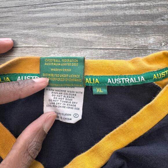 Australia Socceroos Black Yellow Mens XL Crewneck Sporty Soccer Raglan T-Shirt - Picture 9 of 9